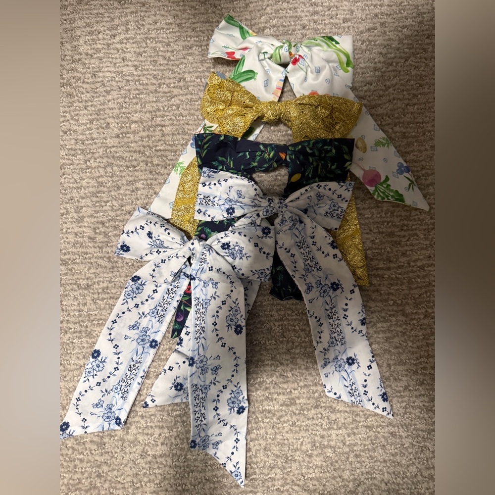 Hill House bows set of 5